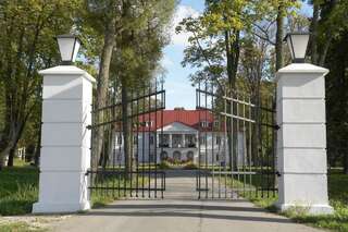 Фото Отель Bistrampolis Manor г. Кусиай